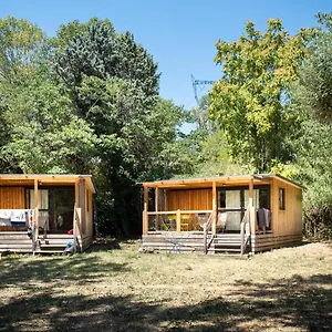huttopia-le-moulin.hotels-rhonealpes.com/