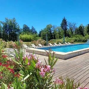 La Bastide Des Amouriers *** Caumont-sur-Durance