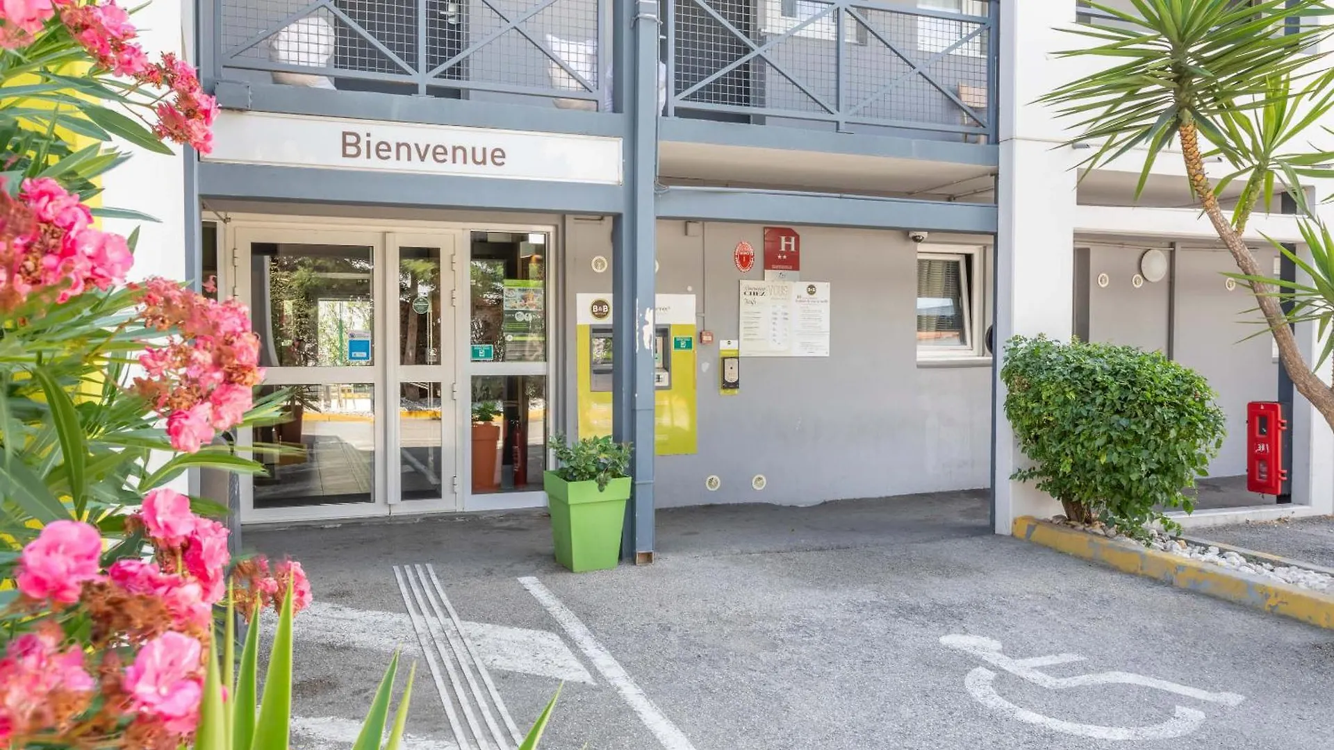 B&B Hôtel Toulon La Seyne sur Mer 2*, La Seyne-sur-Mer França
